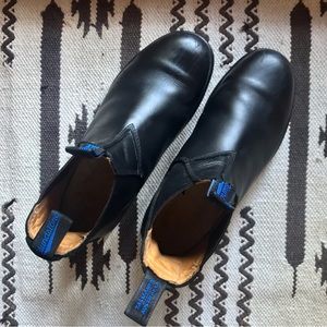 Blundstones Waterproof Women’s Thermal Chelsea Boots